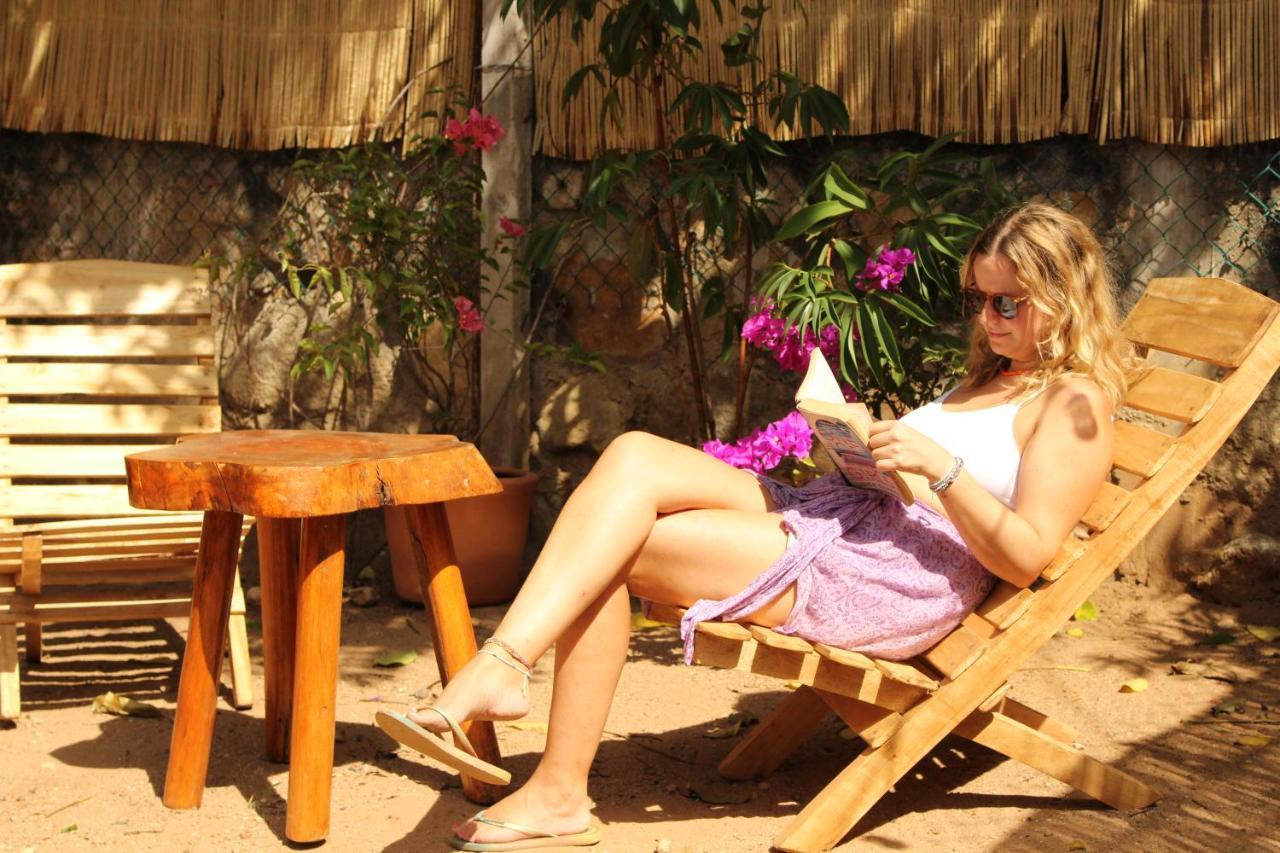 Mi Puerto Beach Hostel Puerto Escondido  Exteriör bild
